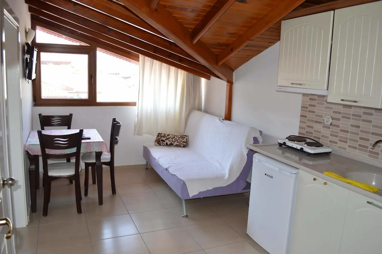 Turkuaz Apart Otel Akyaka  Akyaka (Mugla)